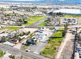 Plus de détails pour 25051 5th St, San Bernardino, CA - Industriel/Logistique à vendre