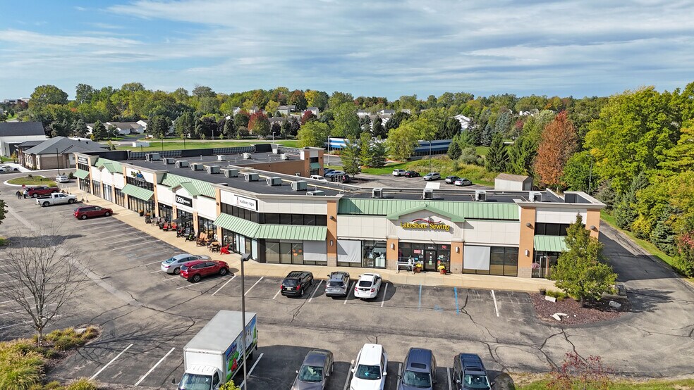 1011-1045 Gezon Pky SW, Wyoming, MI à vendre - Photo de l’immeuble – Image 3 sur 4