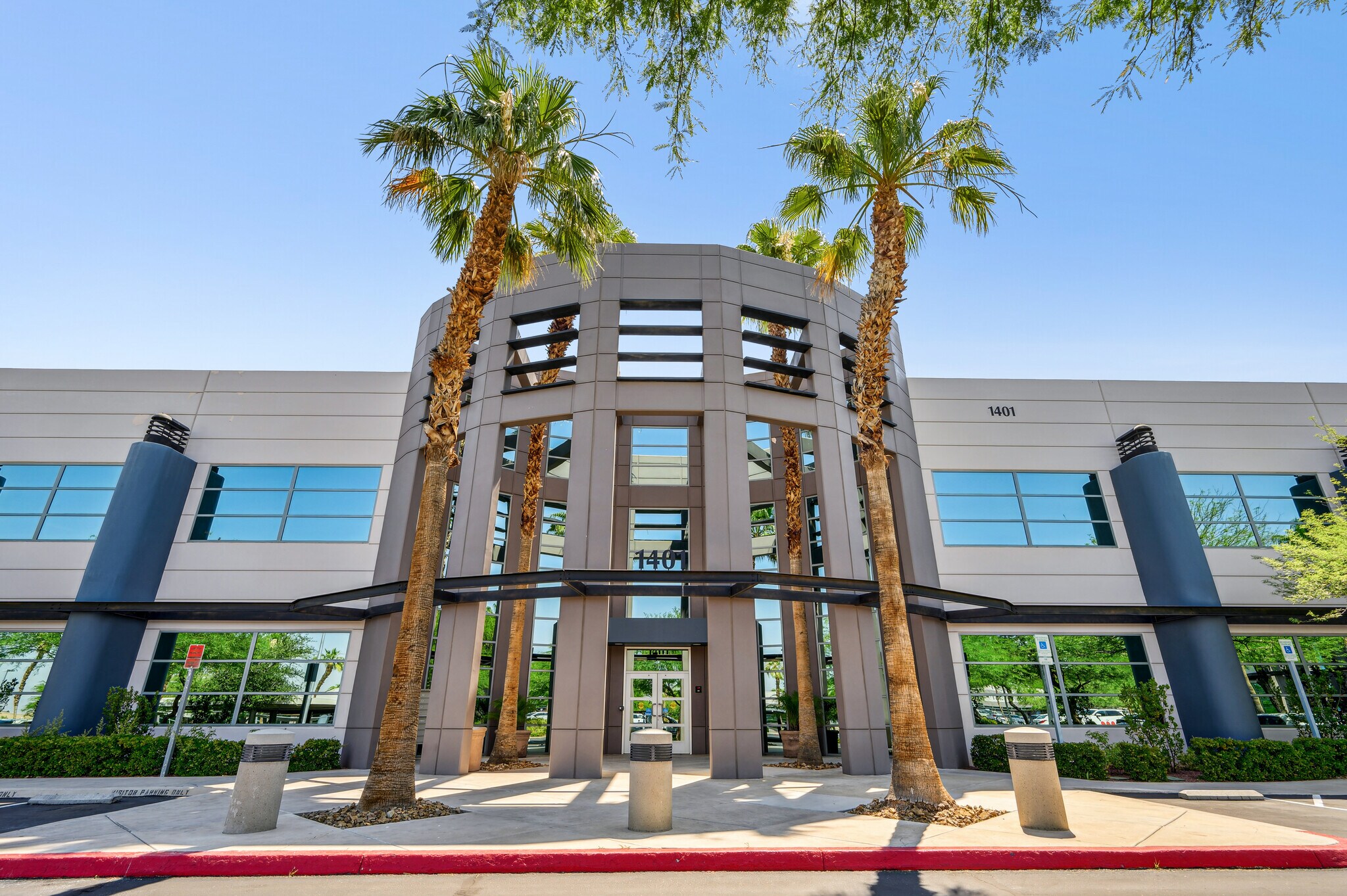 1401 N Green Valley Pky, Henderson, NV à louer Photo principale– Image 1 sur 17