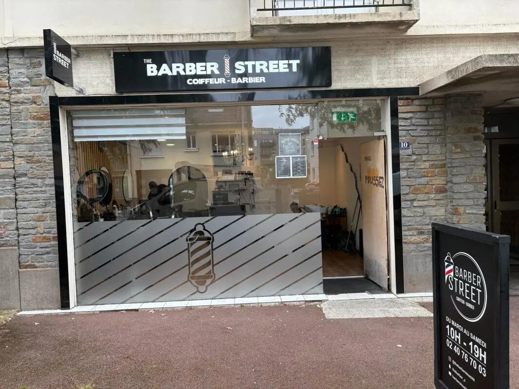 Local commercial dans Saint-Herblain à vendre Photo de l’immeuble– Image 1 sur 5