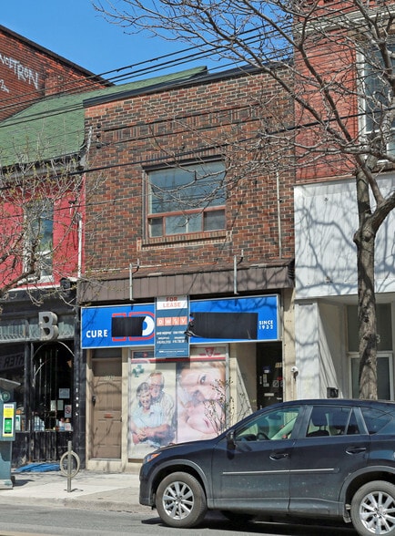 1190 Queen St W, Toronto, ON à louer - Photo de l’immeuble – Image 2 sur 2