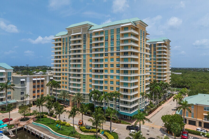 100 NE 6th St, Boynton Beach, FL à vendre - Photo principale – Image 1 sur 7