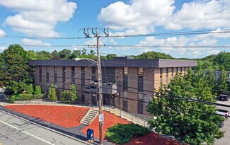 Plus de détails pour 250 Wampanoag Trl, Riverside, RI - Bureau à louer