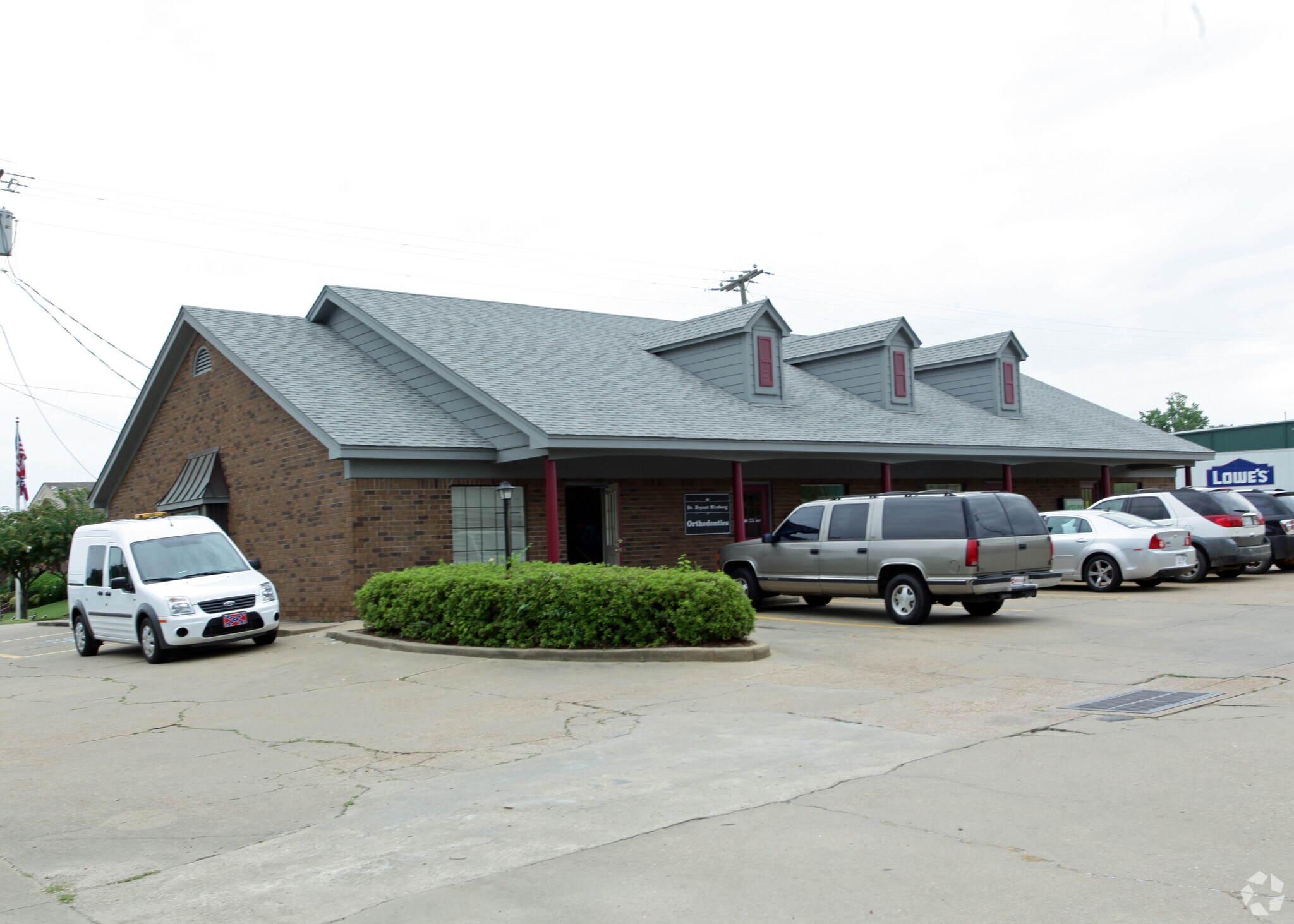 200 Highway 51 N, Batesville, MS à louer Photo de l’immeuble– Image 1 sur 3