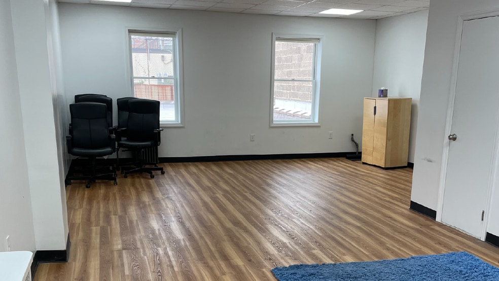 43-16 12th St, Long Island City, NY à louer - Photo intérieure – Image 3 sur 3