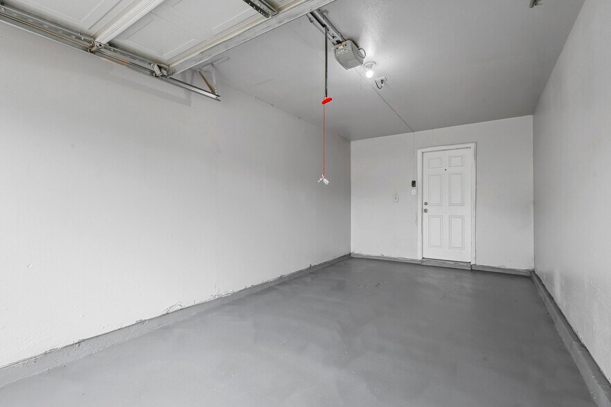 4966 Willie St, Fort Worth, TX à vendre - Photo de l’immeuble – Image 3 sur 20