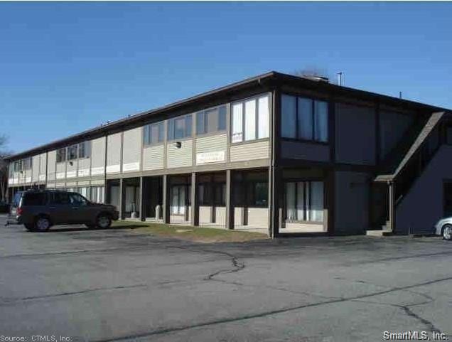 20 S Anguilla Rd, Pawcatuck, CT à vendre - Photo de l’immeuble – Image 1 sur 16
