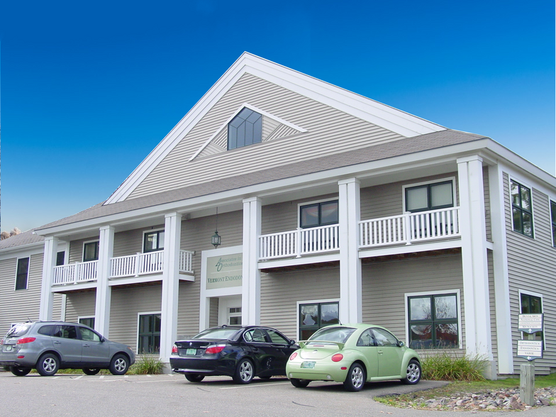 75 Talcott Rd, Williston, VT à louer - Photo de l’immeuble – Image 1 sur 2