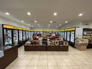 3330 El Camino Real, Santa Clara, CA à louer Photo intérieure– Image 2 sur 3