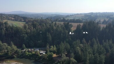 28242 Historic Columbia River Hwy, Troutdale, OR à louer - Vidéo sur l’annonce professionnelle 