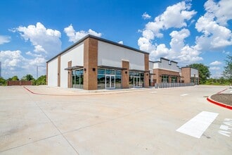 4004 E US Highway 377, Granbury, TX à louer Photo intérieure– Image 1 sur 9