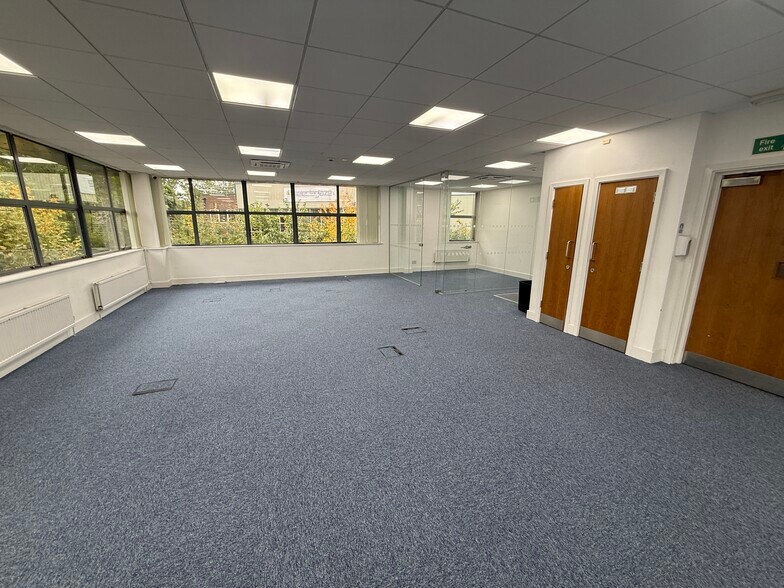 Alban Park, St Albans à louer - Photo de l’immeuble – Image 3 sur 5