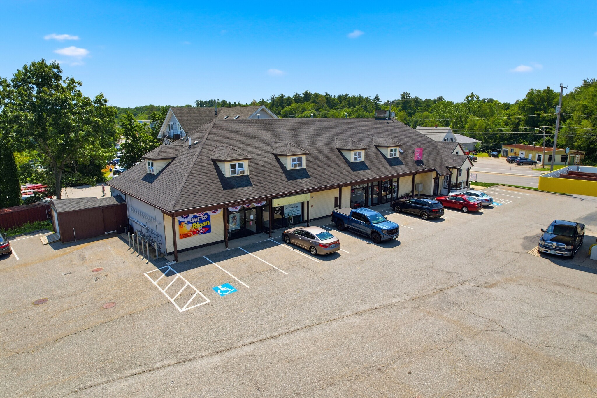 93A Plaistow Rd, Plaistow, NH à vendre Photo principale– Image 1 sur 5