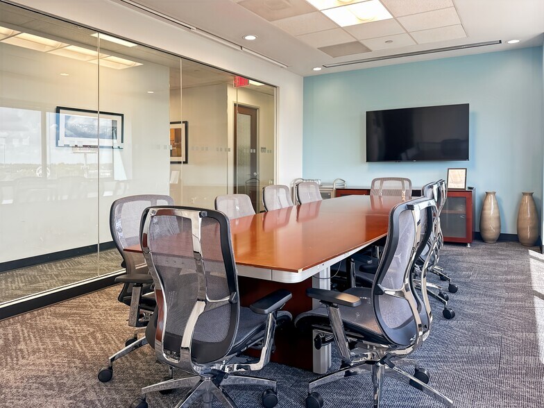 8300 FM 1960 Rd W, Houston, TX à louer - Photo de l’immeuble – Image 1 sur 15