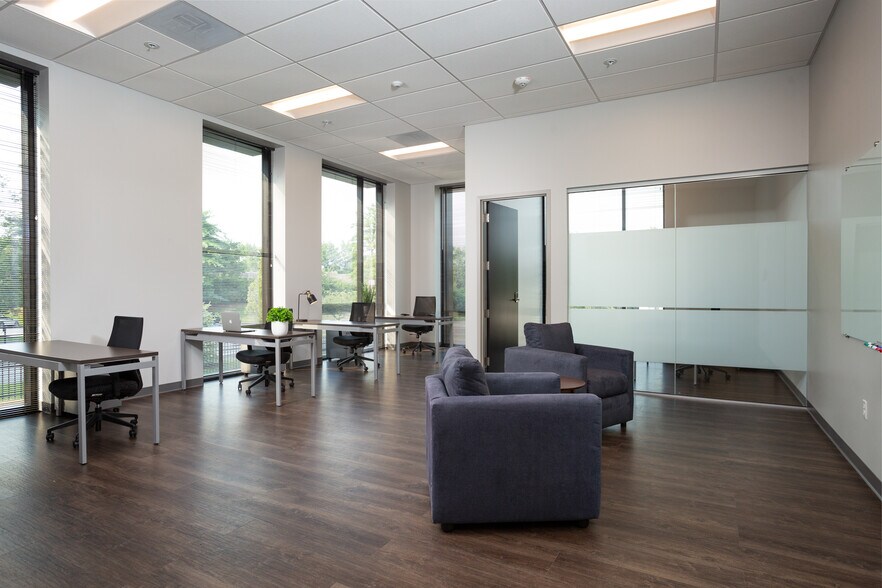 12645 Olive Blvd, Creve Coeur, MO à louer - Photo intérieure – Image 2 sur 12