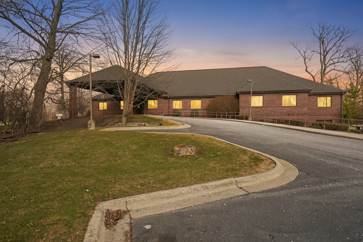 1625 Ramblewood Dr, East Lansing, MI à vendre Photo principale– Image 1 sur 22