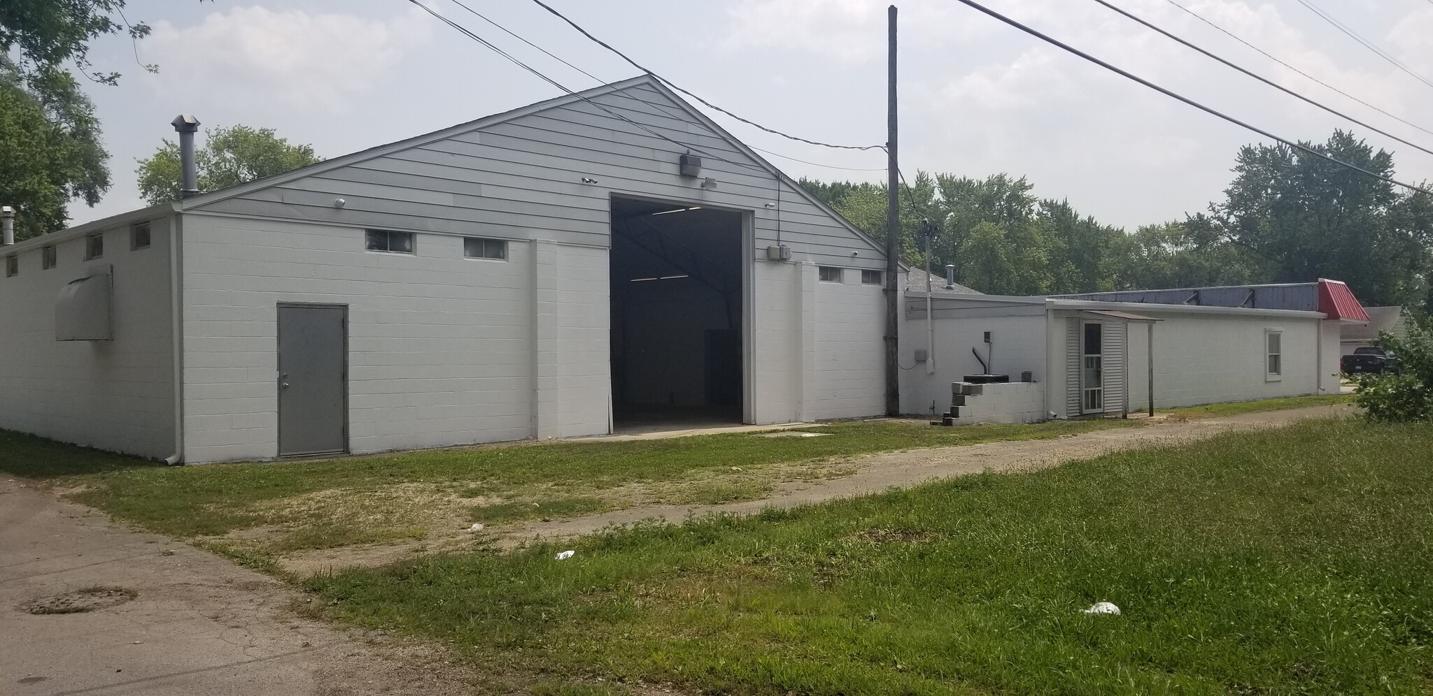 1257 E Broadway St, Bradley, IL à louer Photo principale– Image 1 sur 9
