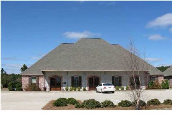 300 Highland Park Cove, Ridgeland, MS à louer - Photo de l’immeuble – Image 2 sur 3
