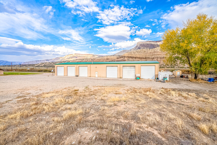 14705 Highway 6 & 24, Parachute, CO à louer - Photo de l’immeuble – Image 2 sur 22