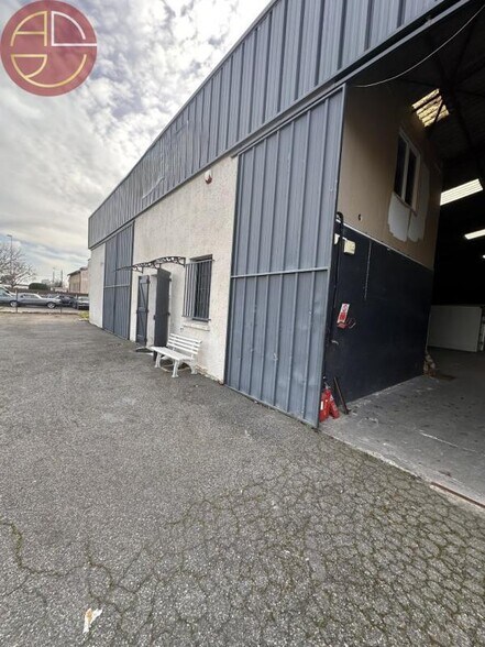 Industriel/Logistique dans Saint-Alban à louer - Photo de l’immeuble – Image 3 sur 6