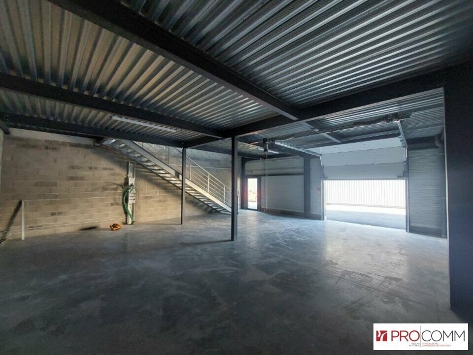 Industriel/Logistique dans Vedène à vendre Photo intérieure– Image 1 sur 7