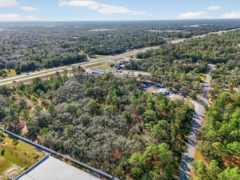 11343 Commercial Way, Brooksville, FL à vendre - Photo de l’immeuble – Image 2 sur 10