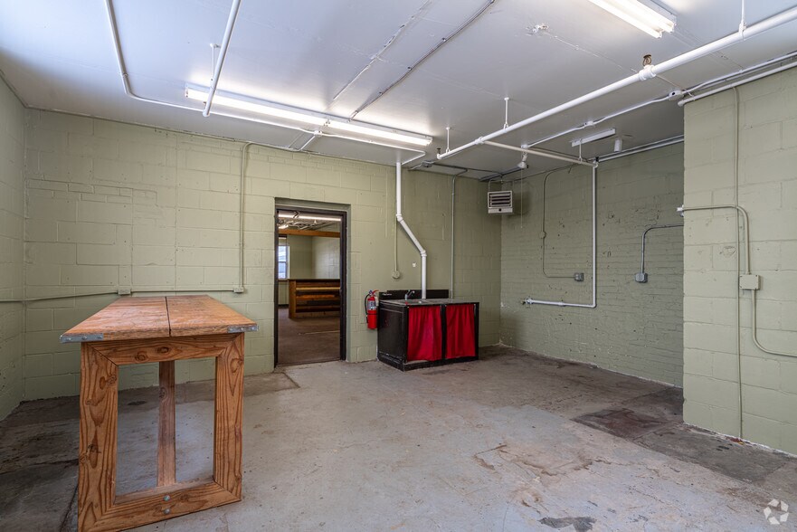 1209 Tyler St NE, Minneapolis, MN à louer - Photo intérieure – Image 2 sur 13