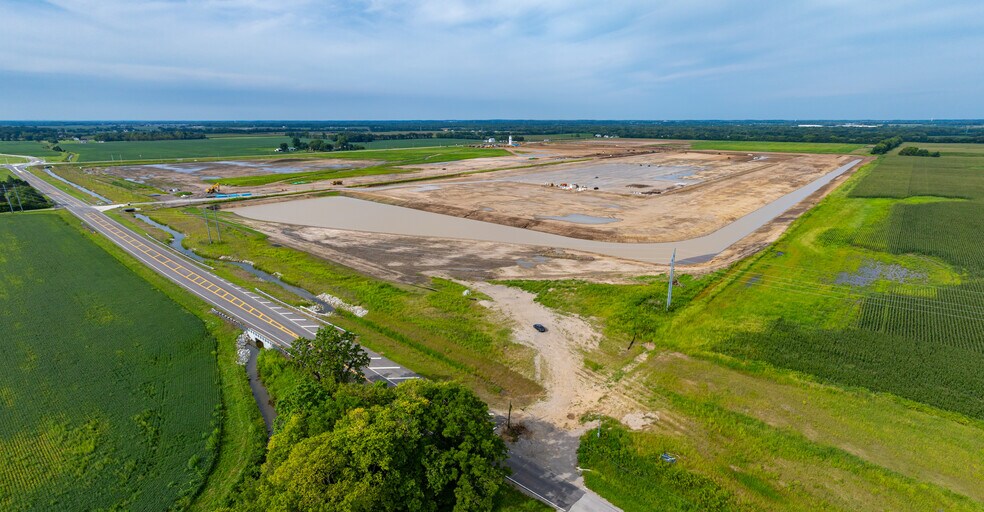 2330 Old Silo Way, Lockbourne, OH à louer - Photo de la construction – Image 2 sur 8