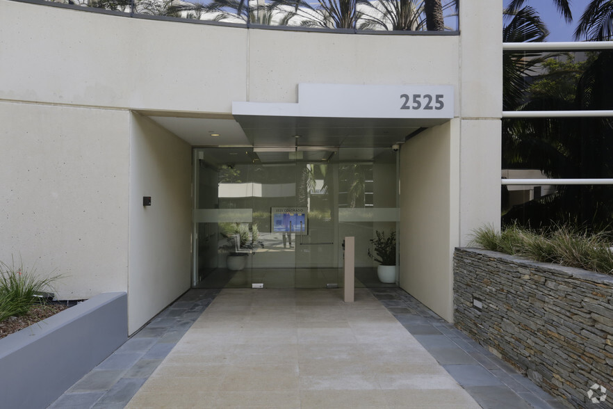 2525 Colorado Ave, Santa Monica, CA à louer - Photo intérieure – Image 3 sur 6