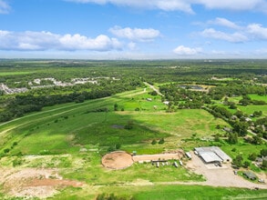 3131 Middlefield Rd, Dallas, TX - Vue aérienne  vue de carte - Image1