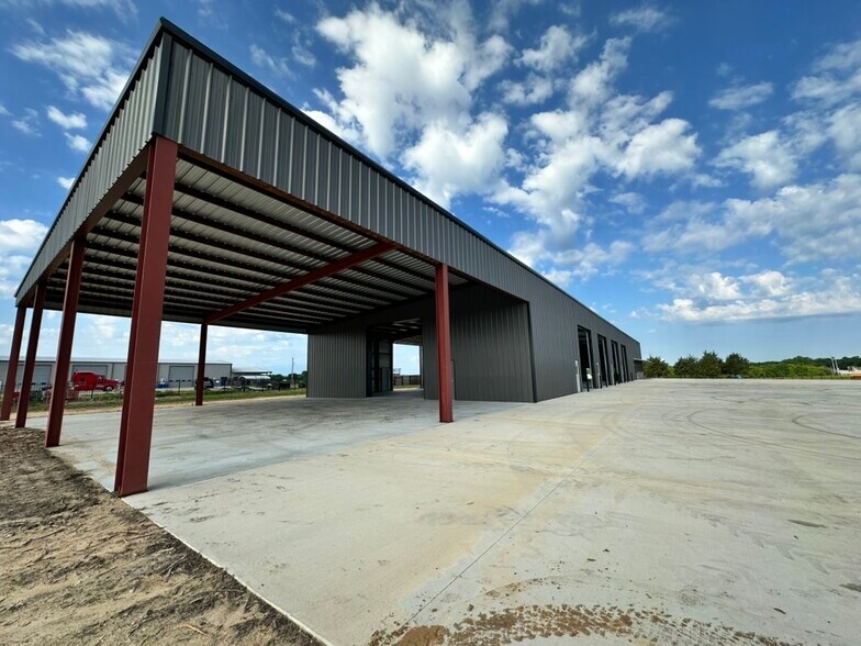 11365 US-175 Hwy, Kemp, TX à vendre - Photo de l’immeuble – Image 2 sur 16