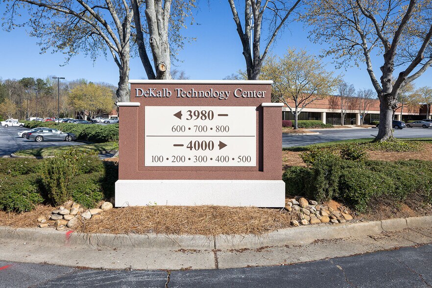 4000 Dekalb Technology Pky, Atlanta, GA à louer - Photo de l’immeuble – Image 3 sur 7