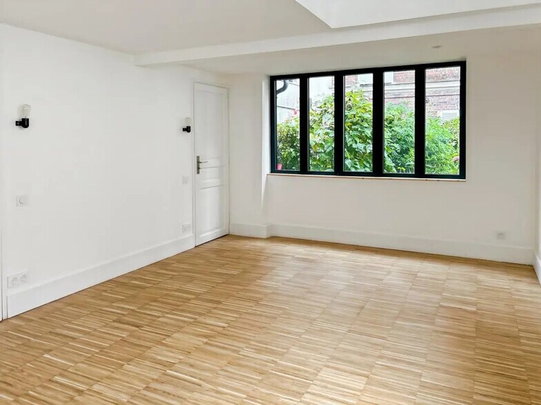 Bureau dans Paris à louer - Photo de l’immeuble – Image 1 sur 14