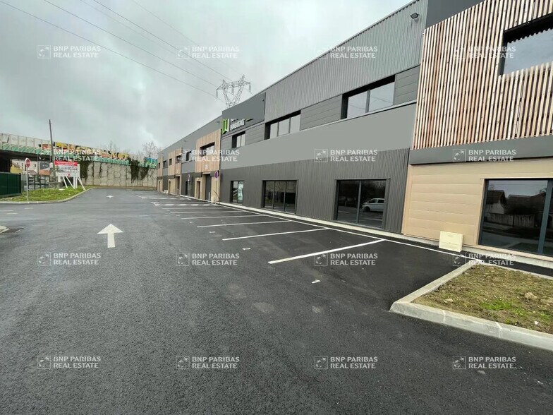 Local d'activités dans Vertou à vendre - Photo de l’immeuble – Image 3 sur 12