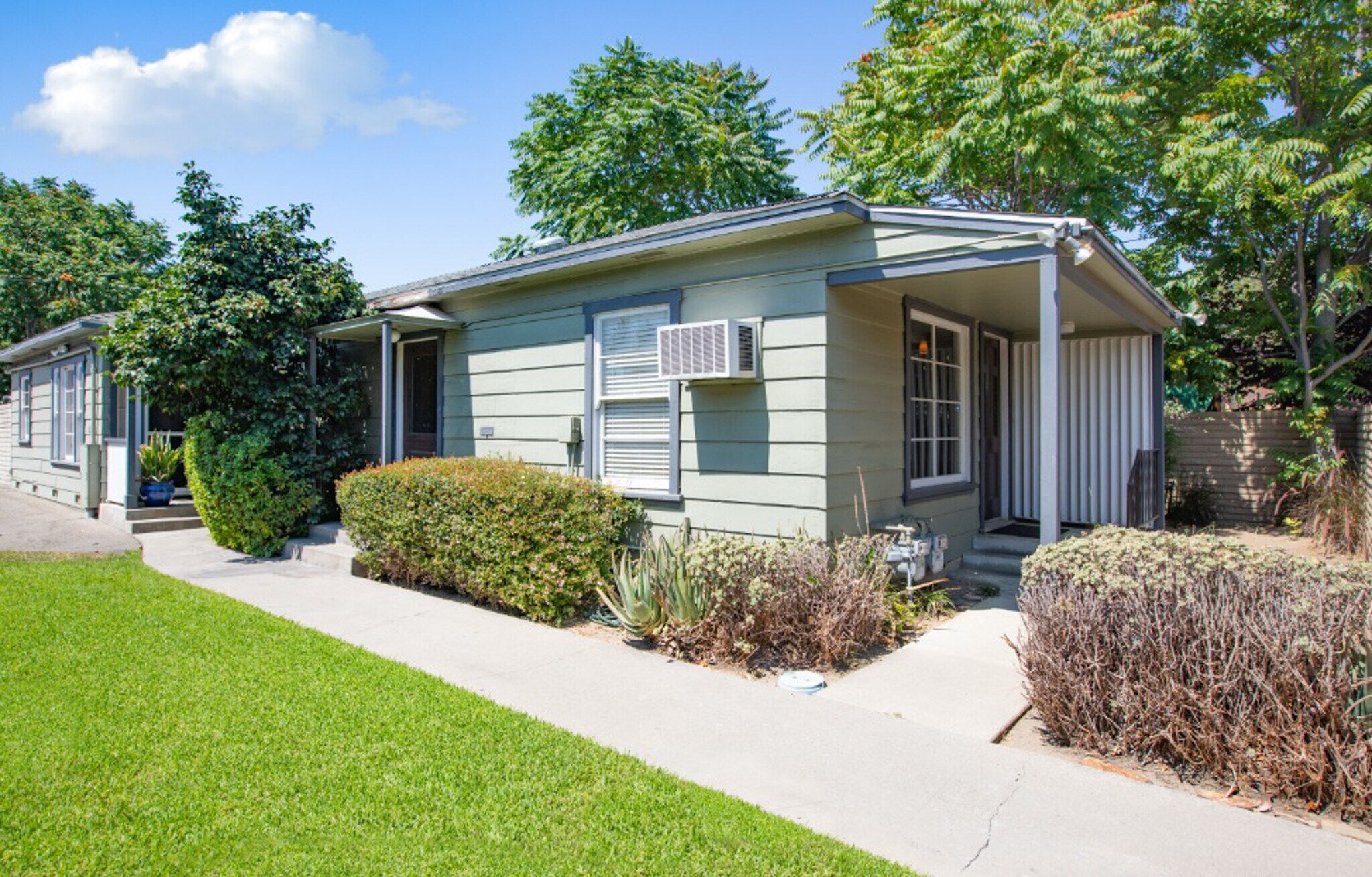 624 W Chapman Ave, Orange, CA à vendre Photo principale– Image 1 sur 32