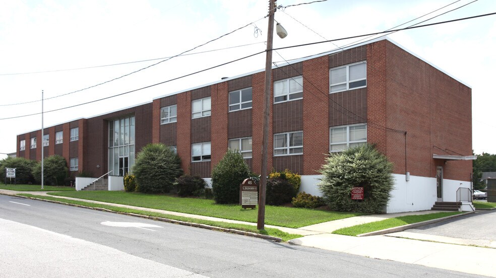 415 N Edgeworth St, Greensboro, NC à vendre - Photo de l’immeuble – Image 2 sur 8