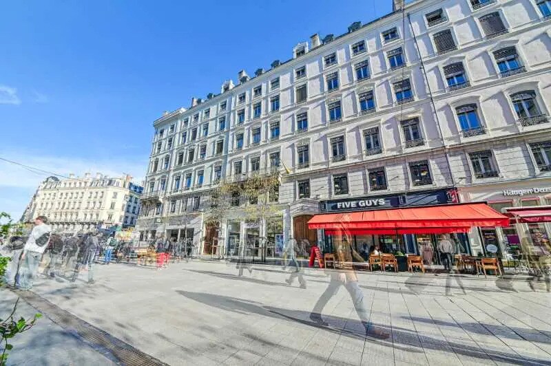 63 Rue De La République, Lyon à louer - Photo de l’immeuble – Image 3 sur 11