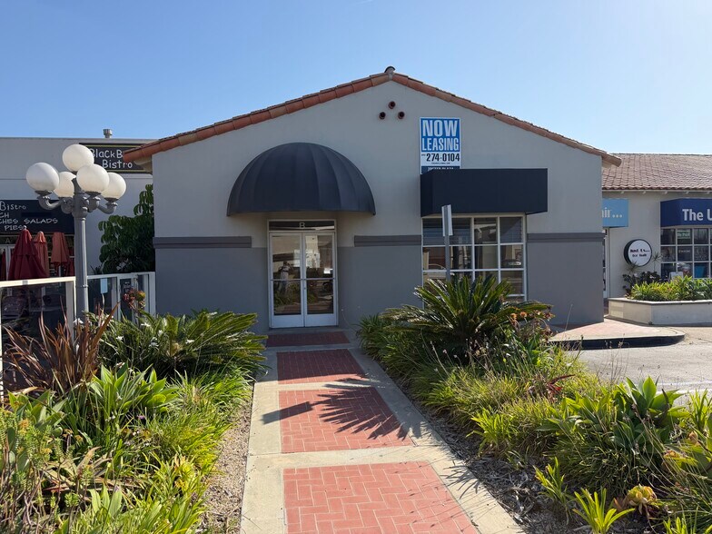1190-1198 Pacific Coast Hwy, Seal Beach, CA à louer - Photo de l’immeuble – Image 3 sur 16