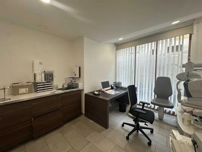 Bureau dans Bordeaux à vendre - Photo intérieure – Image 3 sur 8