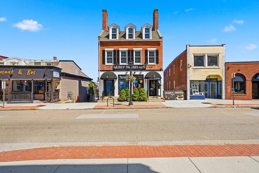 40-42 Bank St, New London, CT à louer - Photo de l’immeuble – Image 1 sur 43