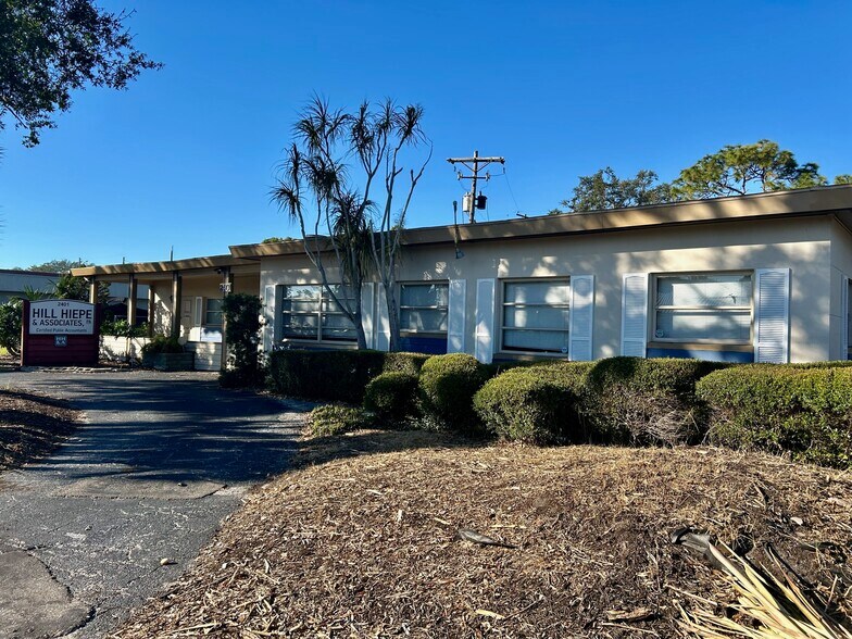 2401 5th Ave N, Saint Petersburg, FL à vendre - Photo de l’immeuble – Image 3 sur 5