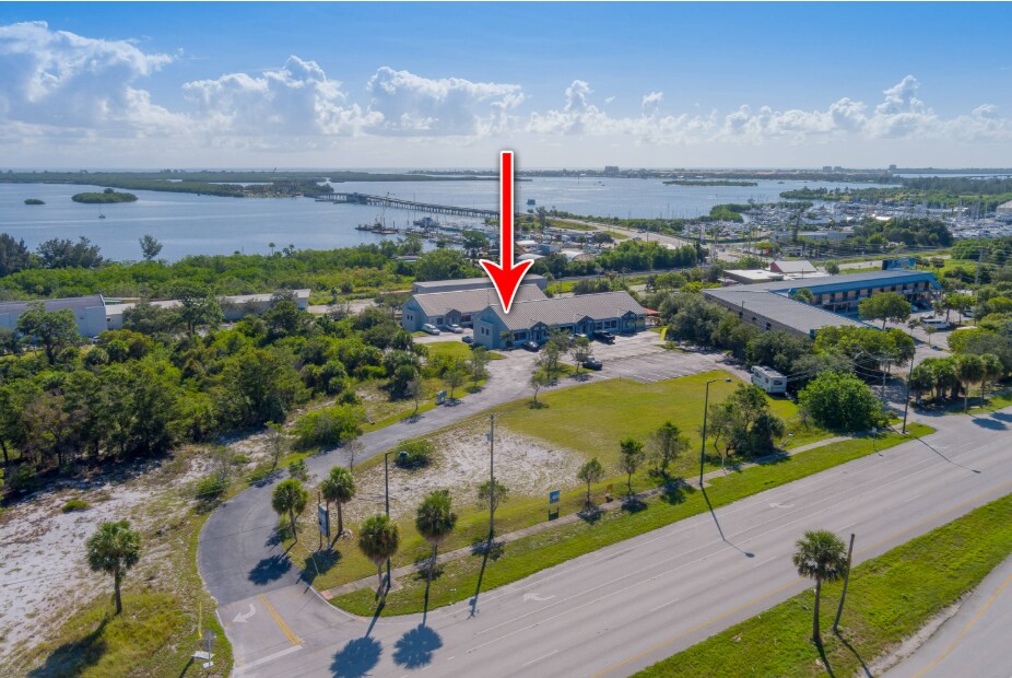 2250-2296 N US Highway 1, Fort Pierce, FL à louer Aérien– Image 1 sur 8