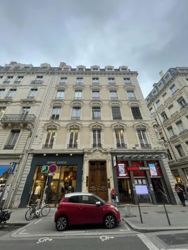 Plus de détails pour 40 Rue Président Edouard Herriot, Lyon - Bureau à louer