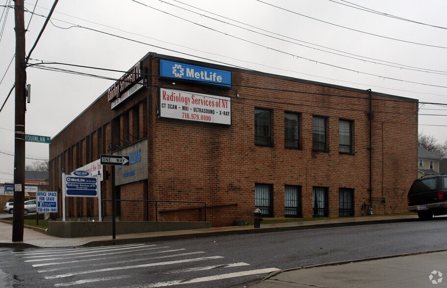 1942-1946 Victory Blvd, Staten Island, NY à louer - Photo de l’immeuble – Image 2 sur 3