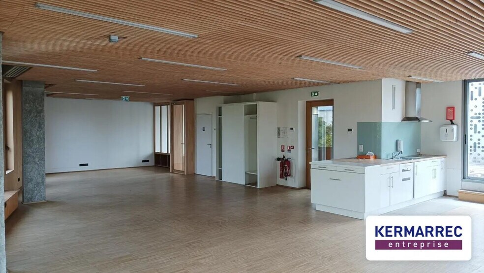 Bureau dans Nantes à louer - Photo de l’immeuble – Image 1 sur 10