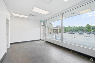 5333 Boul Laurier, Terrebonne, QC à louer Photo intérieure– Image 2 sur 7