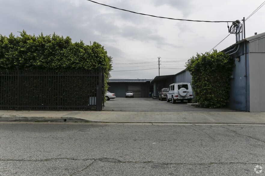 14844 Aetna St, Van Nuys, CA à louer - Photo de l’immeuble – Image 3 sur 8