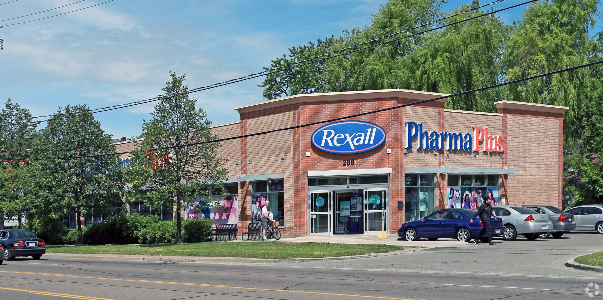 288 Sheppard Ave E, Toronto, ON à vendre Photo principale– Image 1 sur 5
