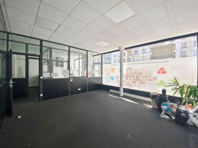 Bureau dans Paris à louer - Photo de l’immeuble – Image 3 sur 9