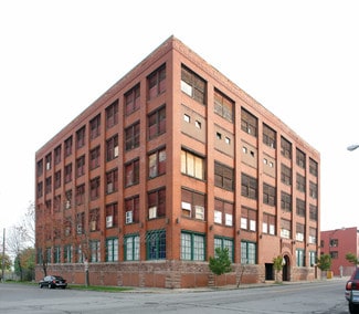 Plus de détails pour 444 Central Ave, Rochester, NY - Local d'activités à louer